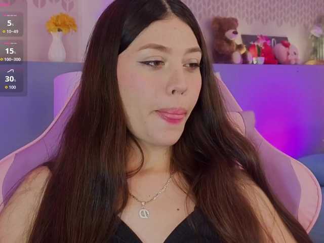 CheryelFoxx live cam on BongaCams