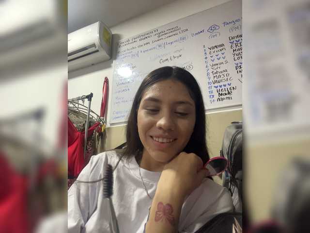 CheryelFoxx live cam on BongaCams