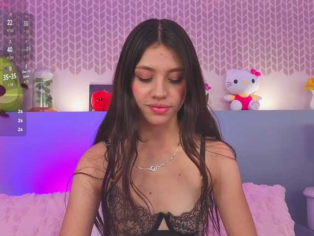 CheryelFoxx live cam on BongaCams