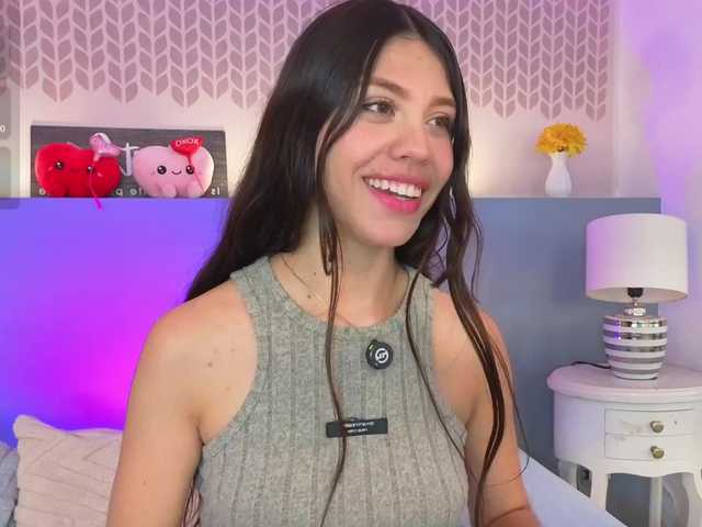 CheryelFoxx live cam on BongaCams