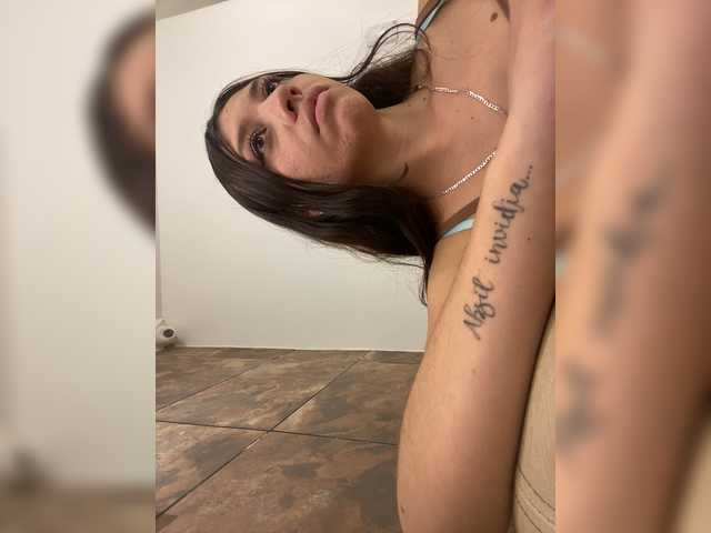 CheryelFoxx live cam on BongaCams