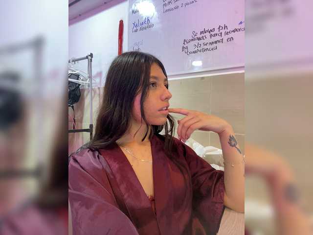 CheryelFoxx live cam on BongaCams