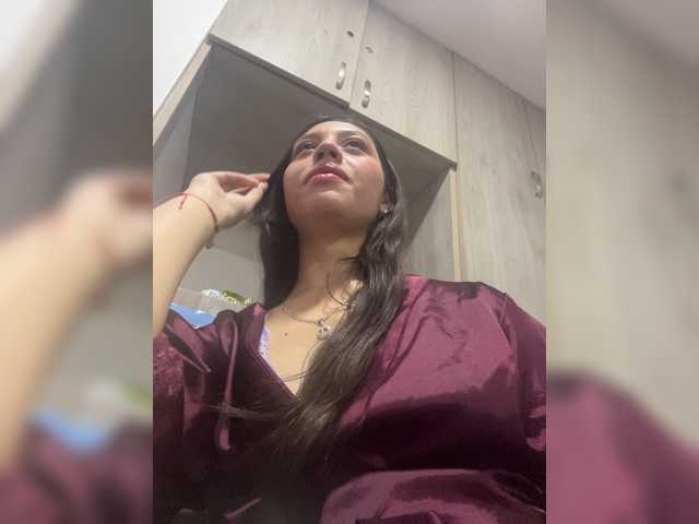 CheryelFoxx live cam on BongaCams