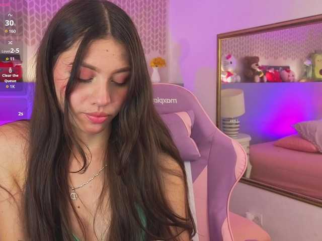 CheryelFoxx live cam on BongaCams