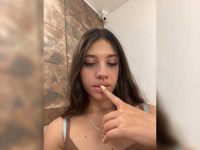 CheryelFoxx live cam on BongaCams