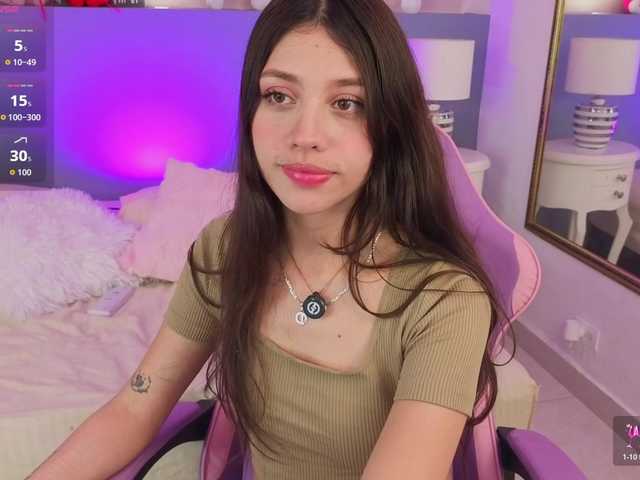 CheryelFoxx live cam on BongaCams