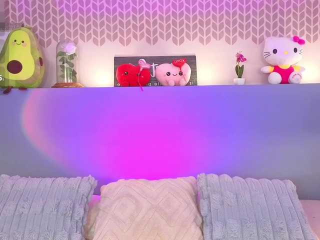 CheryelFoxx live cam on BongaCams