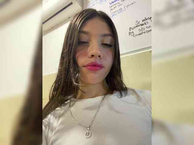 CheryelFoxx webcam