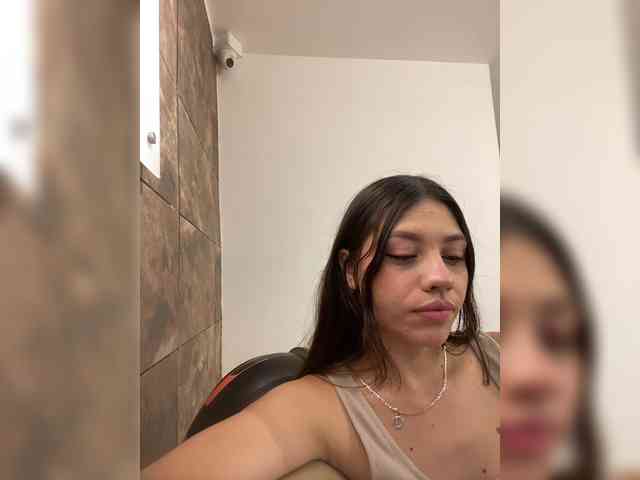 CheryelFoxx webcam