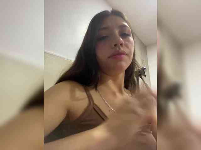 CheryelFoxx webcam
