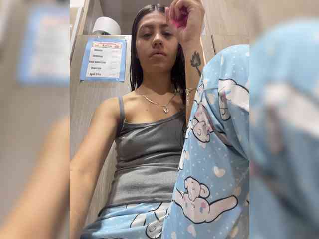 CheryelFoxx webcam