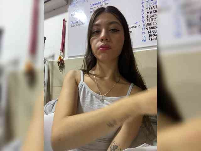 CheryelFoxx webcam