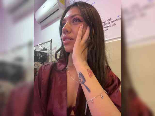 CheryelFoxx Live Webcam on BongaCams