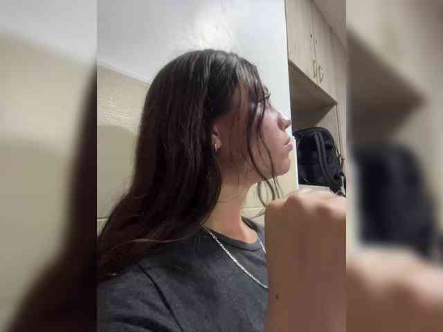 CheryelFoxx webcam