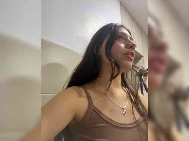 CheryelFoxx webcam