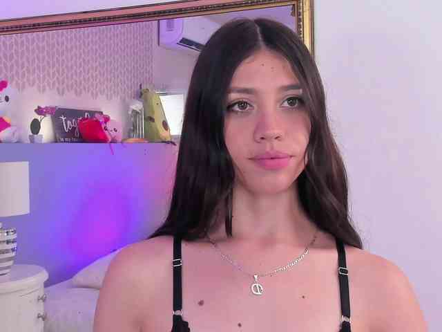 CheryelFoxx webcam