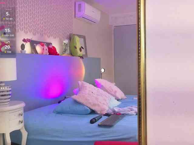 CheryelFoxx webcam