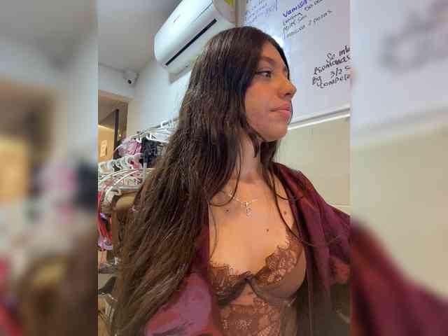 CheryelFoxx webcam