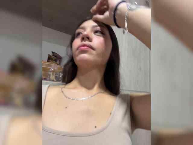 CheryelFoxx webcam