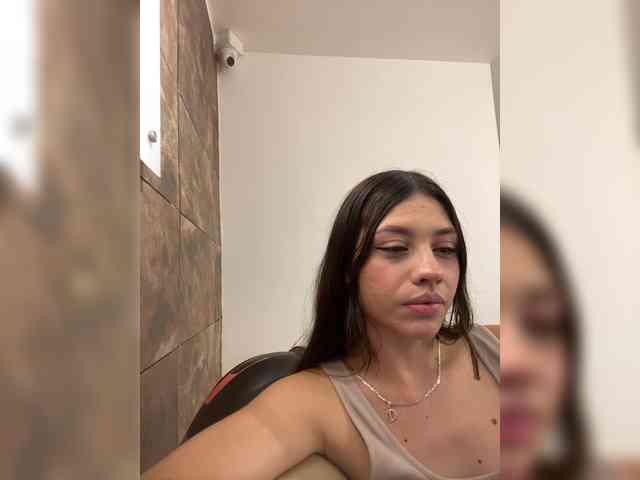 CheryelFoxx webcam