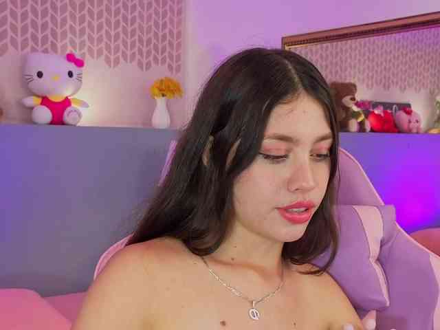 CheryelFoxx webcam