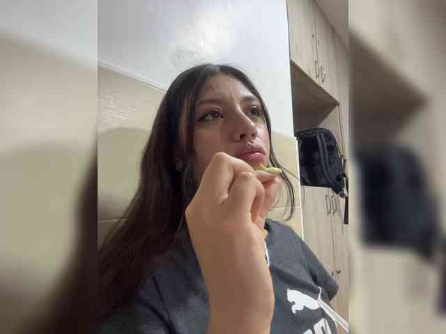 CheryelFoxx webcam