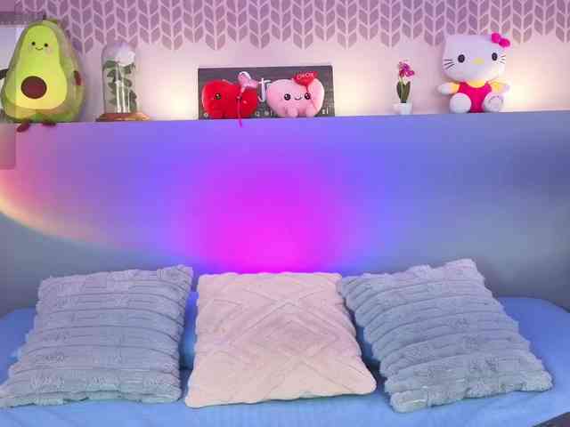 CheryelFoxx webcam