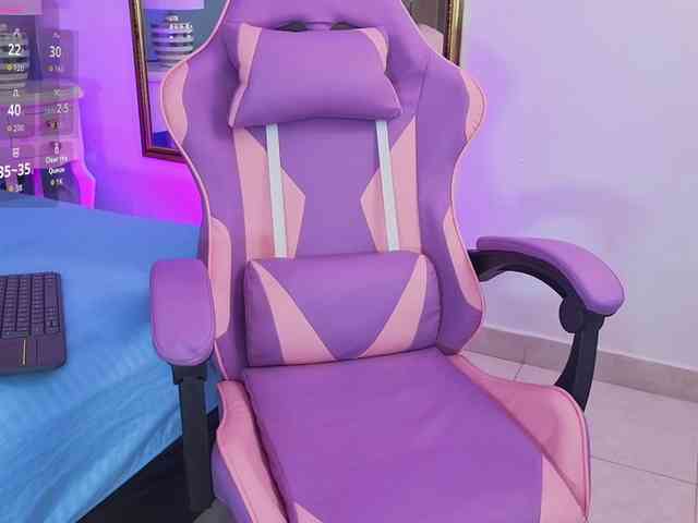 CheryelFoxx webcam