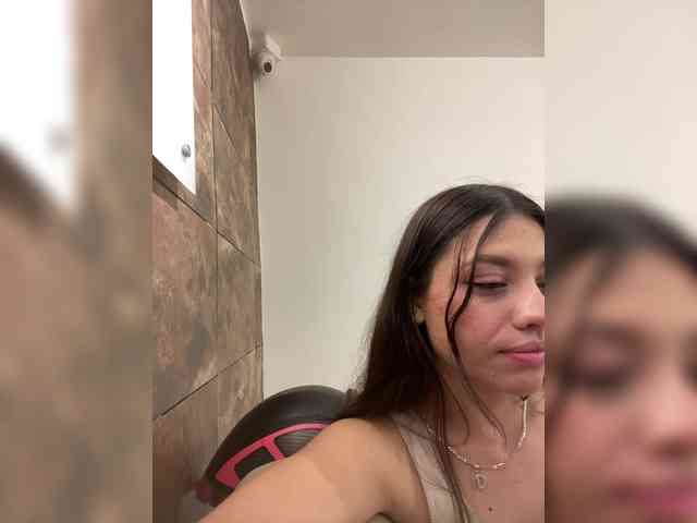 CheryelFoxx webcam