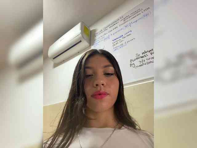 CheryelFoxx webcam