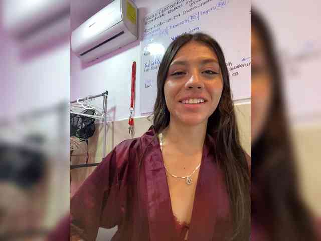 CheryelFoxx webcam