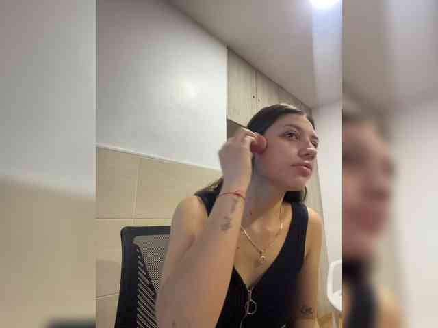 CheryelFoxx webcam