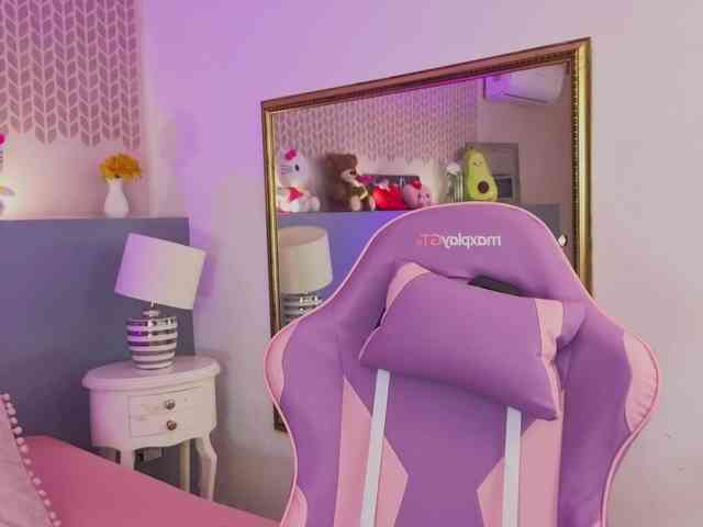Modèle: CheryelFoxx