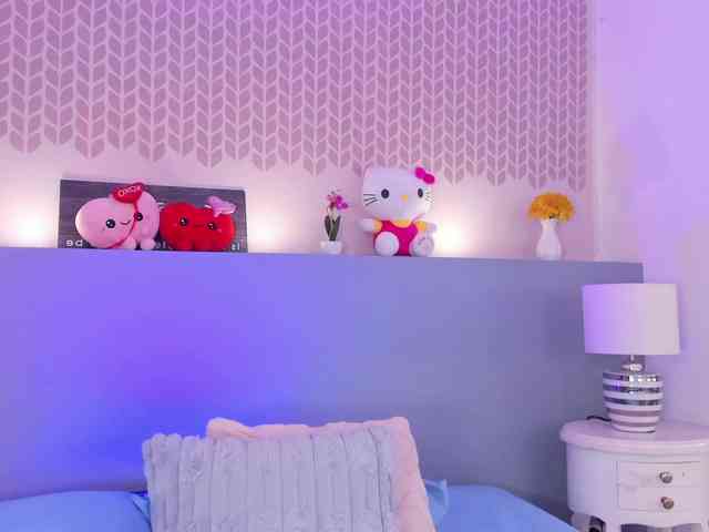 CheryelFoxx webcam