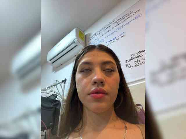 CheryelFoxx webcam