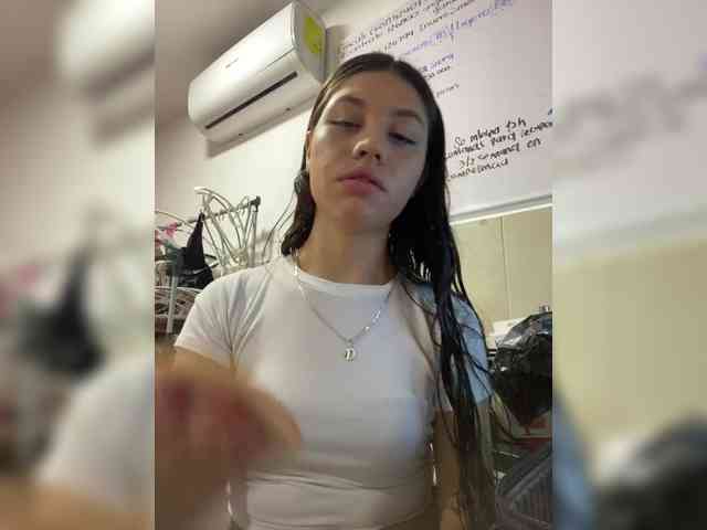 CheryelFoxx webcam