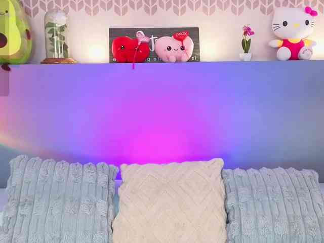 CheryelFoxx webcam