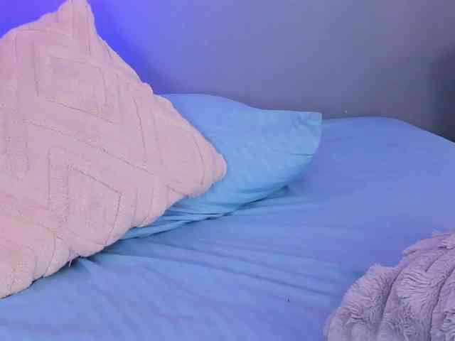 CheryelFoxx webcam