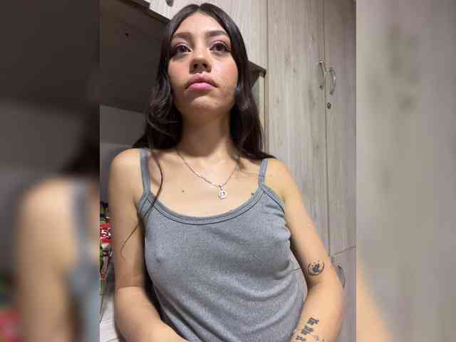 CheryelFoxx webcam