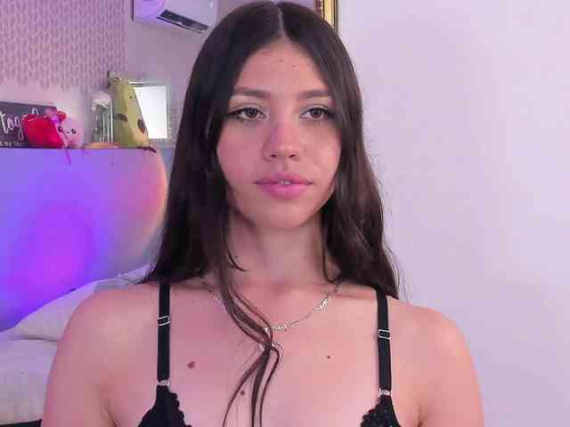 CheryelFoxx webcam