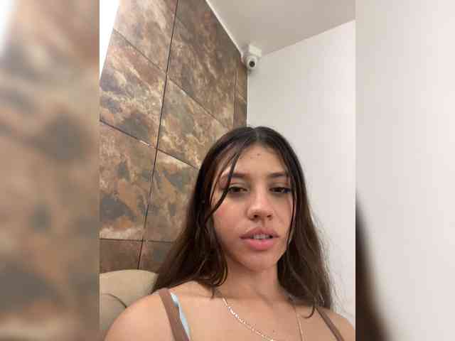 CheryelFoxx webcam