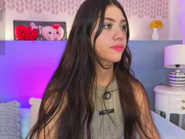 CheryelFoxx webcam