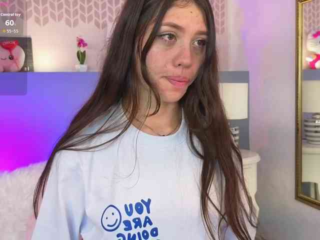 CheryelFoxx webcam