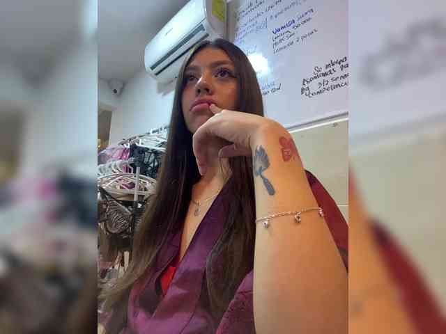 CheryelFoxx webcam