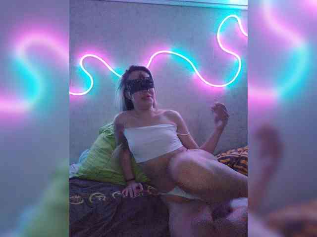 LovesLab webcam