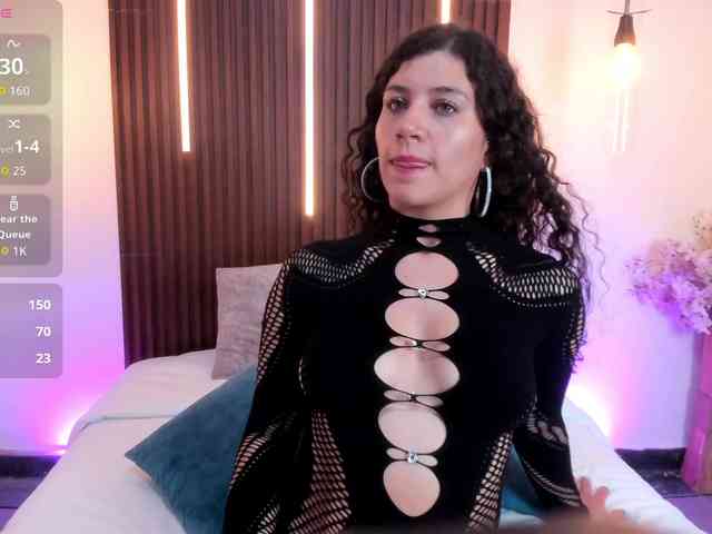 TaniaEyes Live Webcam on BongaCams