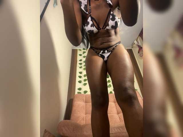 Nahomy27