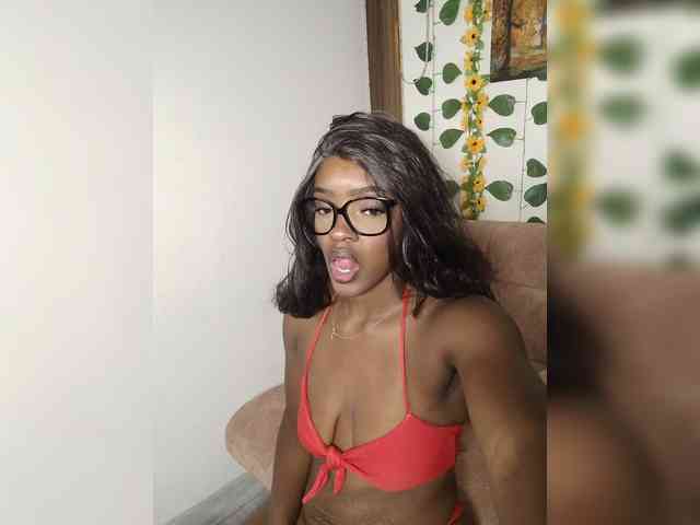 Nahomy27