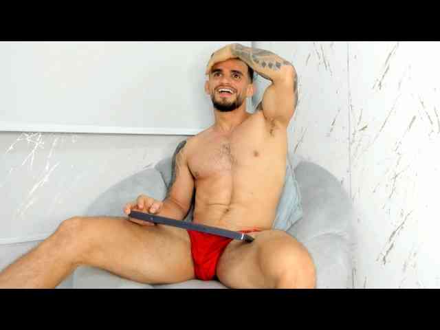 RICARDOGO19 Live Webcam on BongaCams