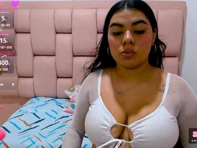 Emely18
